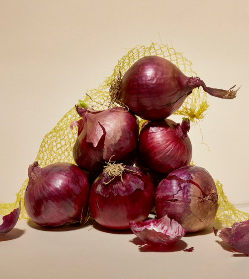 Are Onions Healthy? Exploring Their Nutritional Benefits and Best Ways to Enjoy Them